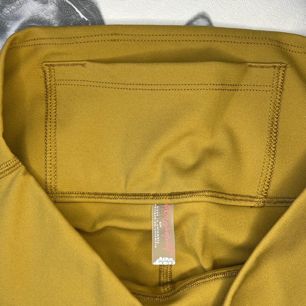 NWT Free People Movement Heart Rate Shorts - Alchemy Small - Picture 6 of 10